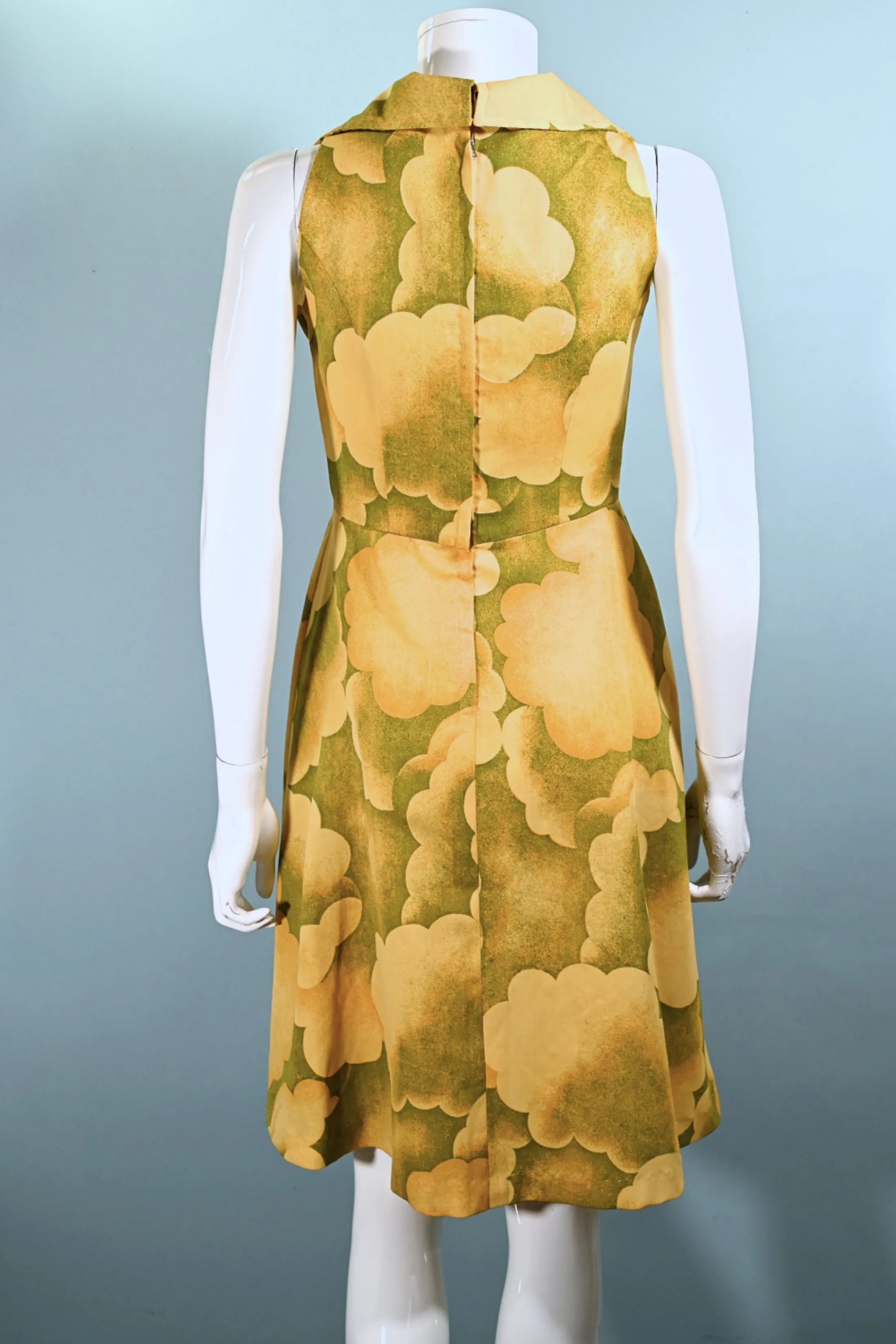 Vintage 60s Cloud Print Dress, 70s Sleeveless Summer Dress M